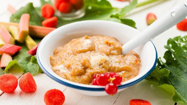 Kompot z rebarbory a jahod - recept Tefal Cook4Me+