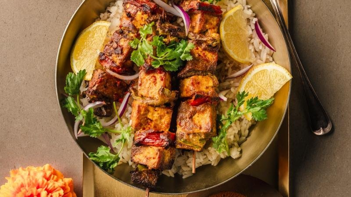 Tofu špízy ve stylu Tikka masala.jpg