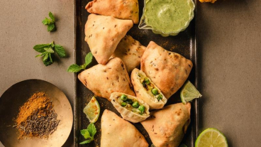 punjabi samosa.jpg