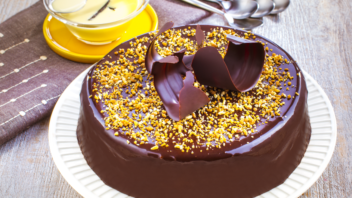 Čokoládový dort Royal s křupinkami - recept pro Masterchef Grande QB813