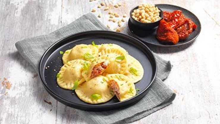 Ravioli se sušenými rajčaty a ricottou - recept pro varný kuchyňský robot Tefal Click and Cook