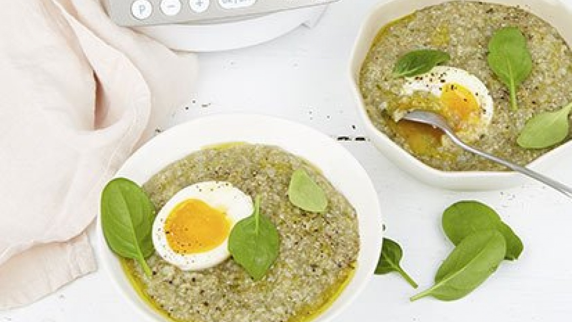 Špenátová polévka s vejcem na hniličku - recept pro varný kuchyňský robot Tefal Click and Cook