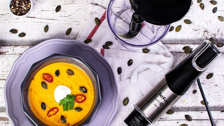 Krémová dýňová polévka - recept v tyčovém mixéru Infiny Force Pro 5v1