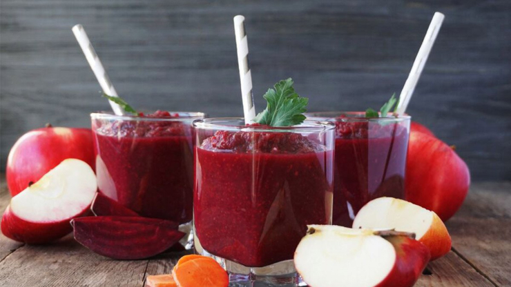 Smoothie z červené řepy, mrkve a jablka - recept pro mixér Perefectmix Cook